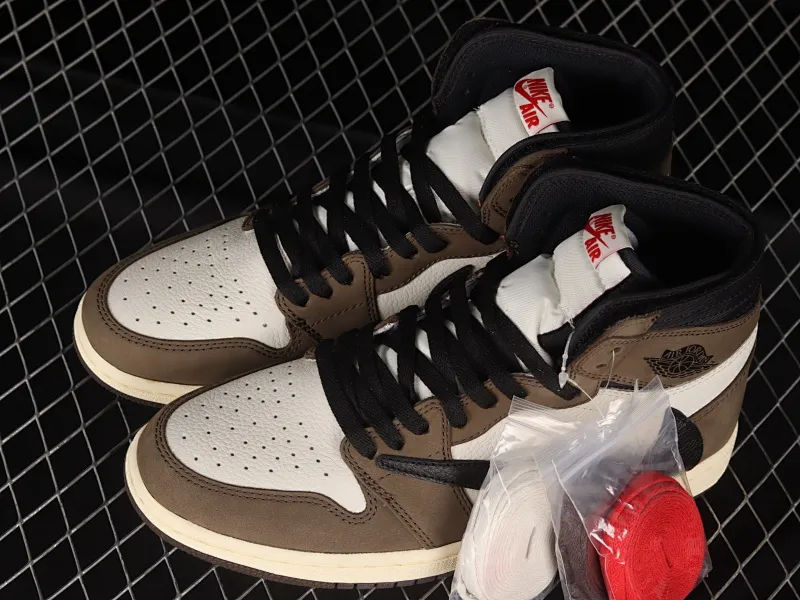 All Categories Air Jordan Jordan Series Basketball Shoes Air Jordan 1 High LW Version Travis Scott x Air Jordan 1 High OG AJ1 Reverse Hook Limited Edition CD4487-100